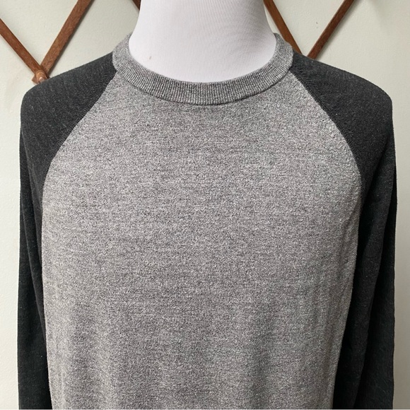 Banana Republic Organic Cotton Sweater - Picture 2 of 9